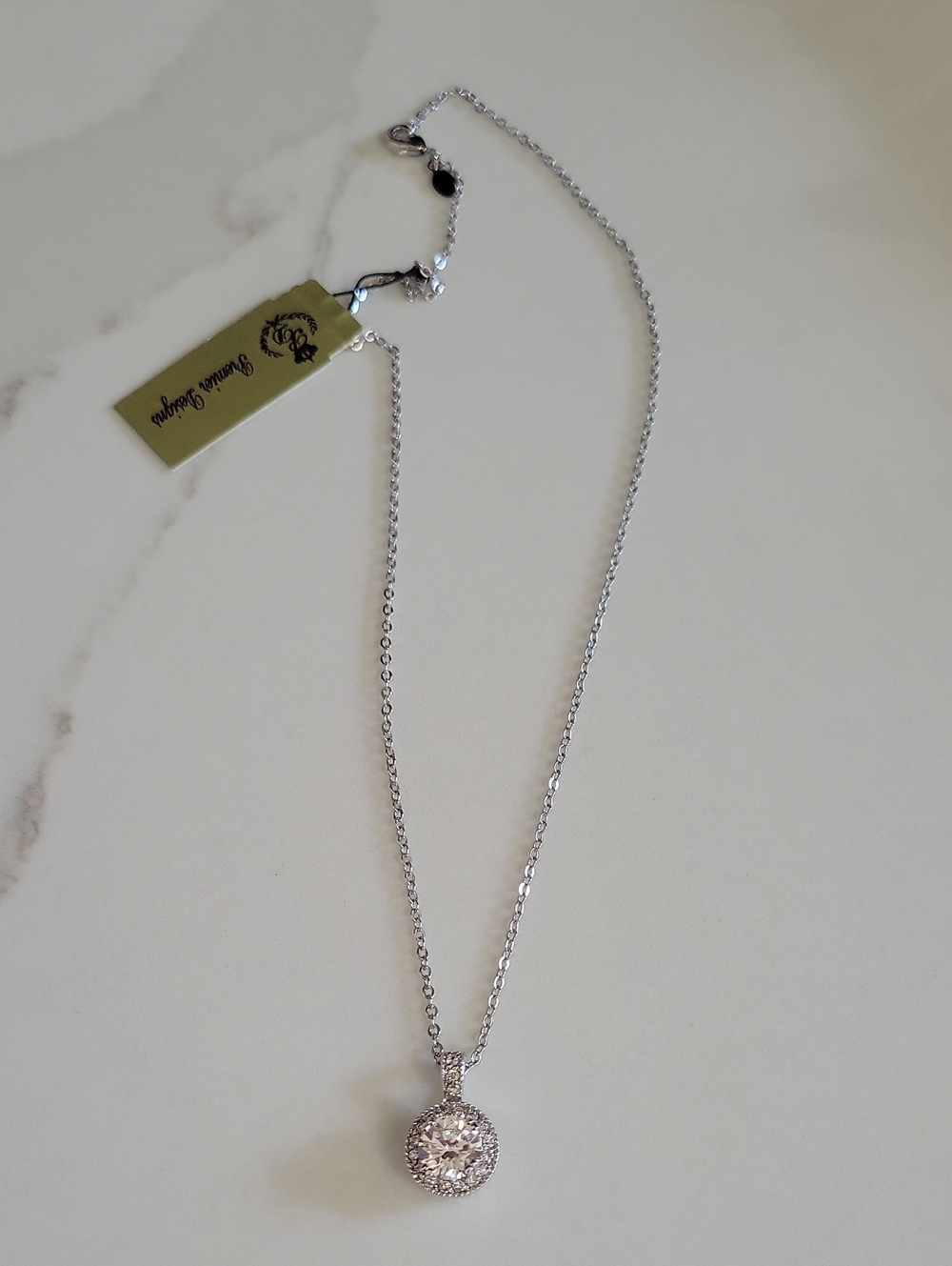 Premier Designs Silver Halo Pendant Necklace